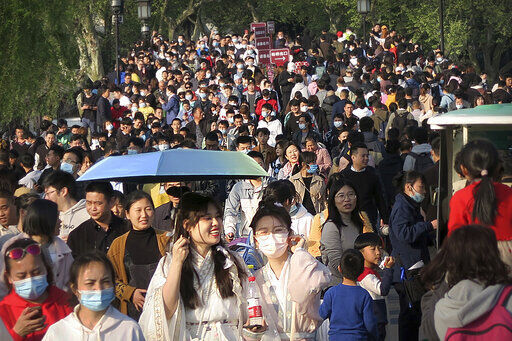 APTOPIX Virus Outbreak China Daily Life